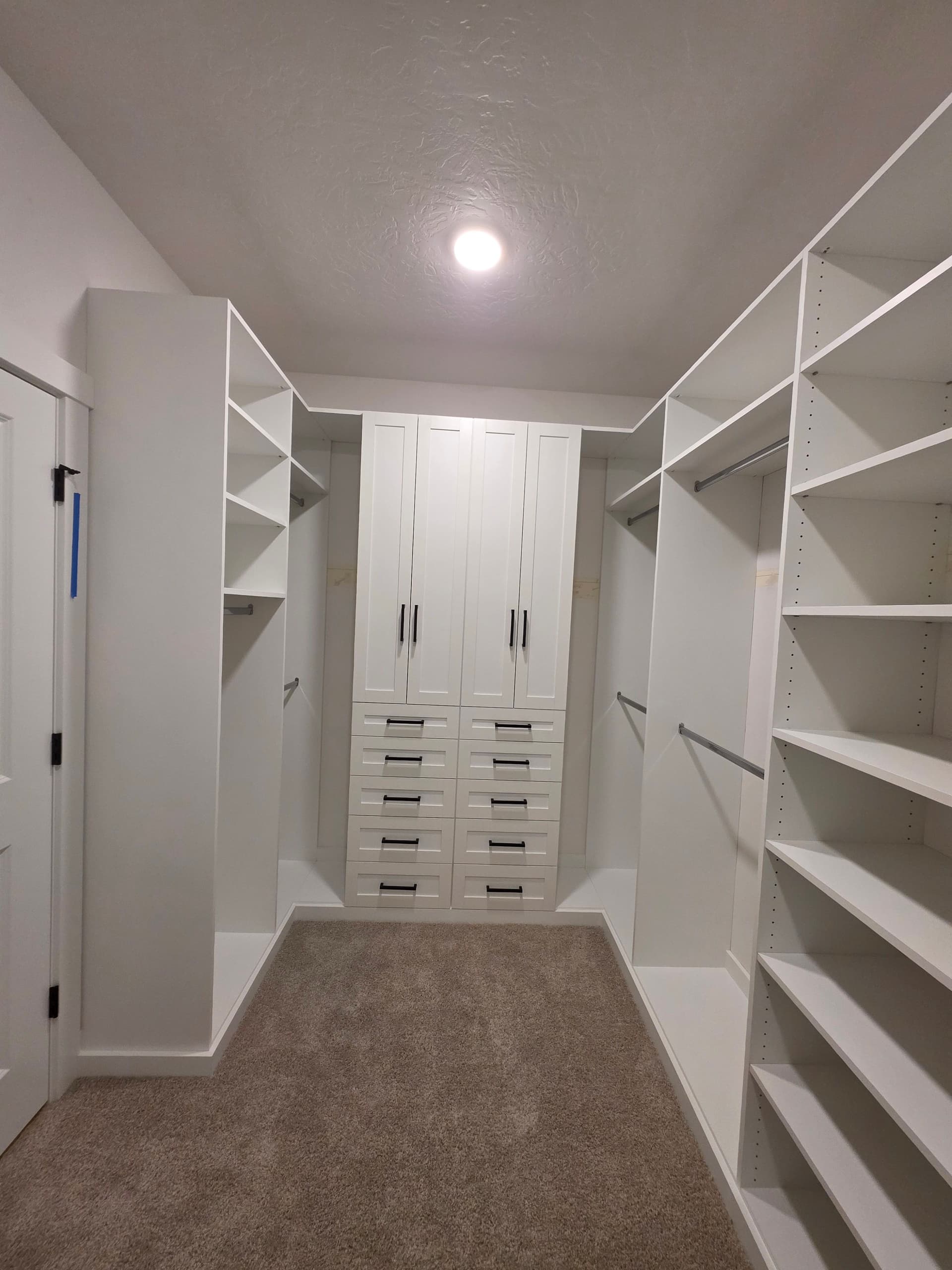 King Murphy Bed Making Waves for Boise Homeowners image
